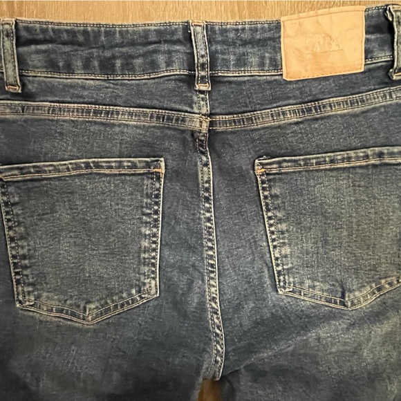 Zara bootcut jean & Wilfred Crop top - Picture 2 of 3